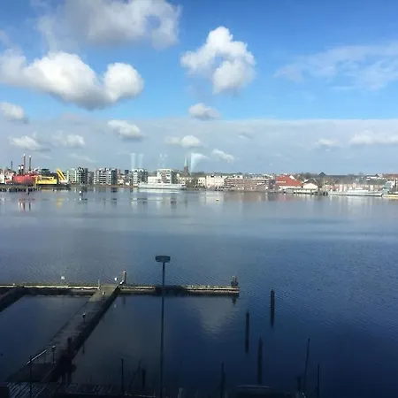 Schoenes Feriendomizil Mit Meerblick Suedstrand Naehe Fliegerdeich In Wilhelmshaven Exterior photo