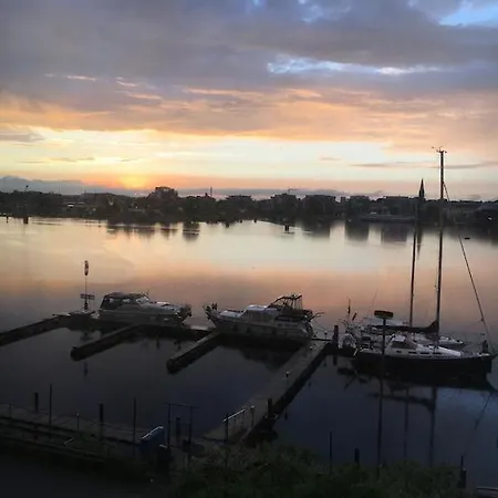 Schoenes Feriendomizil Mit Meerblick Suedstrand Naehe Fliegerdeich In Wilhelmshaven Exterior photo