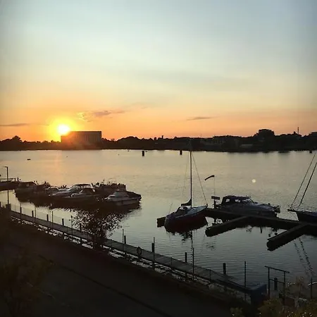 Schoenes Feriendomizil Mit Meerblick Suedstrand Naehe Fliegerdeich In Wilhelmshaven Exterior photo