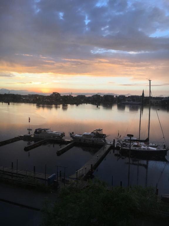 Schoenes Feriendomizil Mit Meerblick Suedstrand Naehe Fliegerdeich In Wilhelmshaven