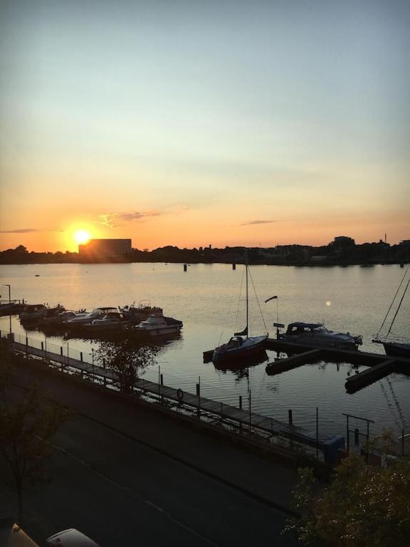 Schoenes Feriendomizil Mit Meerblick Suedstrand Naehe Fliegerdeich In * Wilhelmshaven