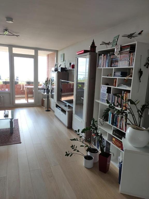 Schoenes Feriendomizil Mit Meerblick Suedstrand Naehe Fliegerdeich In Apartment *